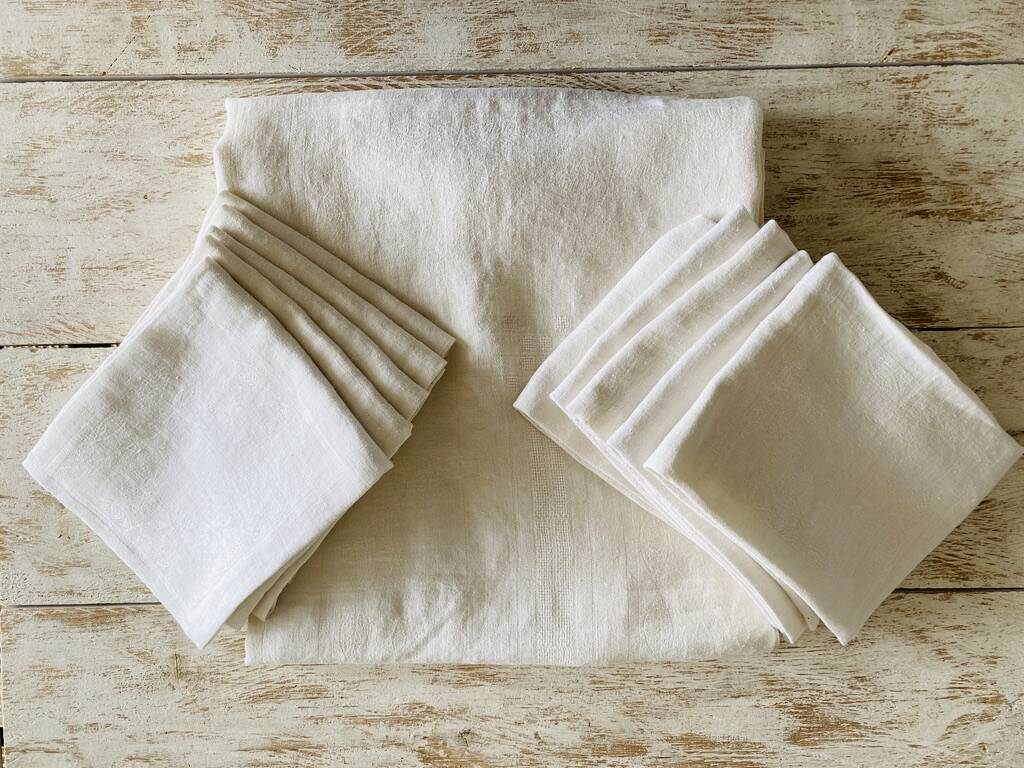 Antique damask tablecloth and its 10 napkins - 220x150 - Métis