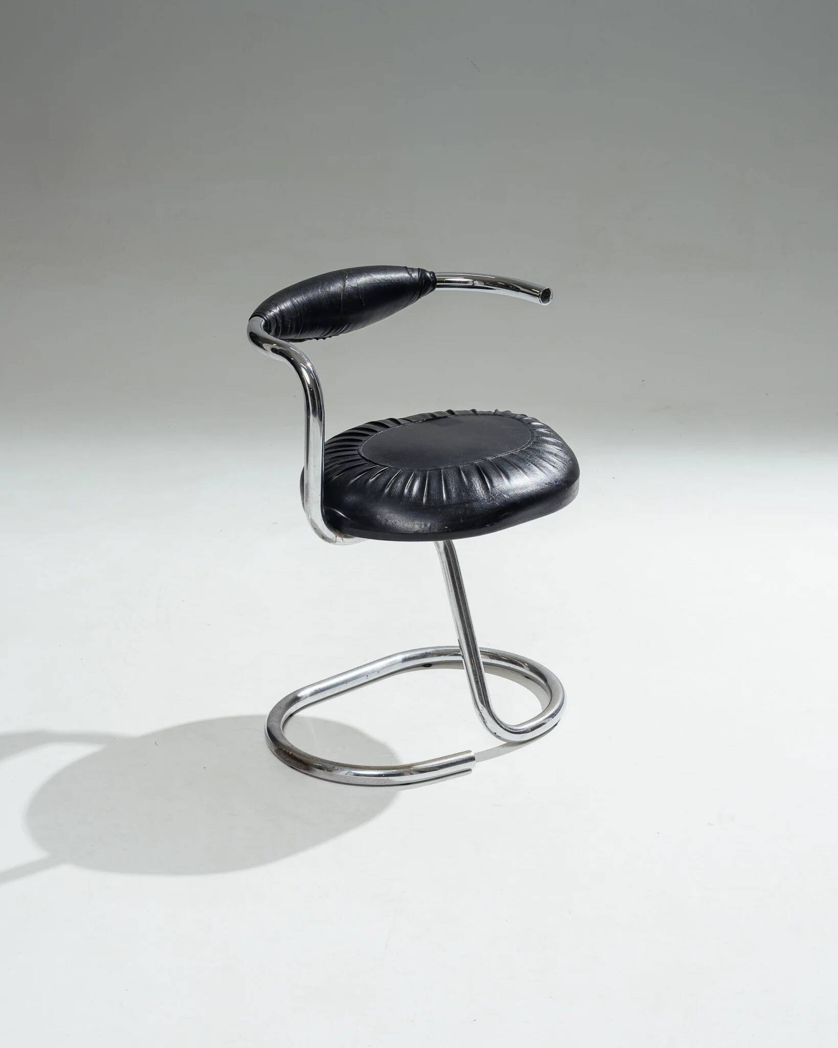 'Cobra' chair, Giotto Stoppino, 1970s