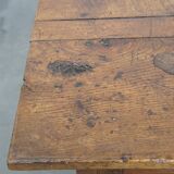 Table basse antique d'Europe du Sud du XVIIIe siècle