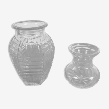 Set of 2 glass vases