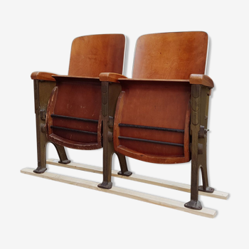 Paire de fauteuils de cinéma art déco 1930