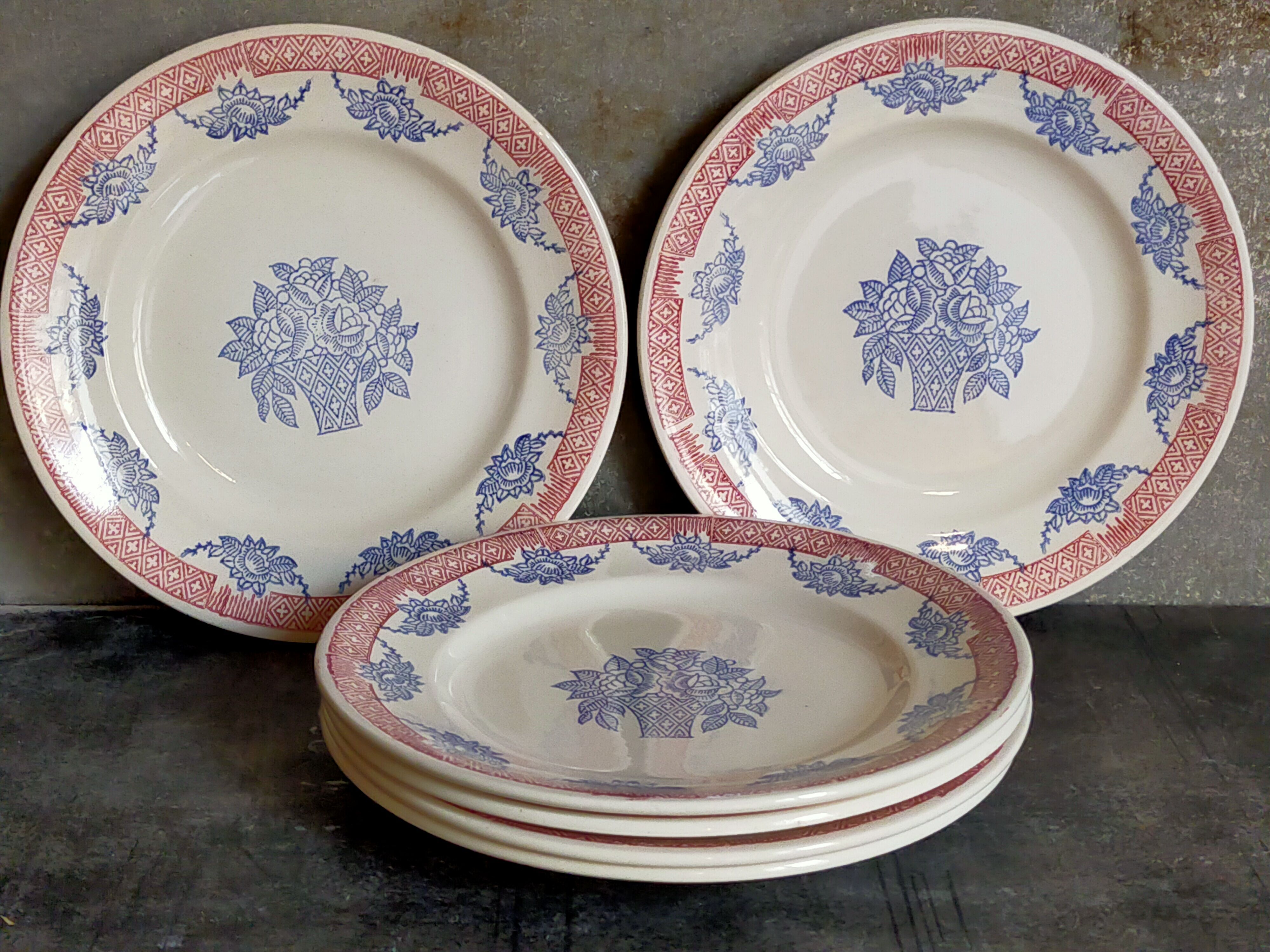 Six Art Deco plates in Longwy service "Normandy"