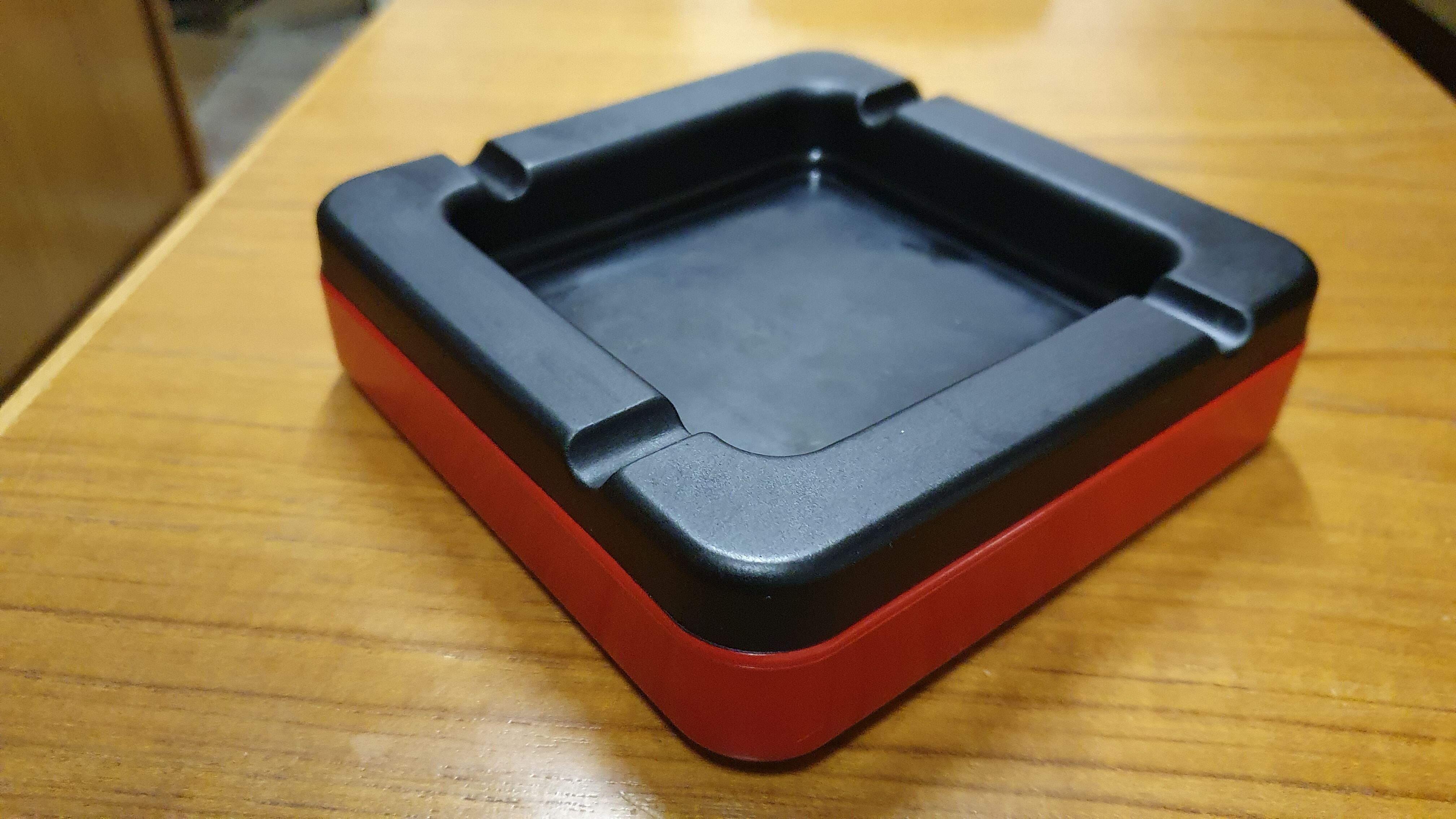 Ashtray Rexite design studio Erre milano