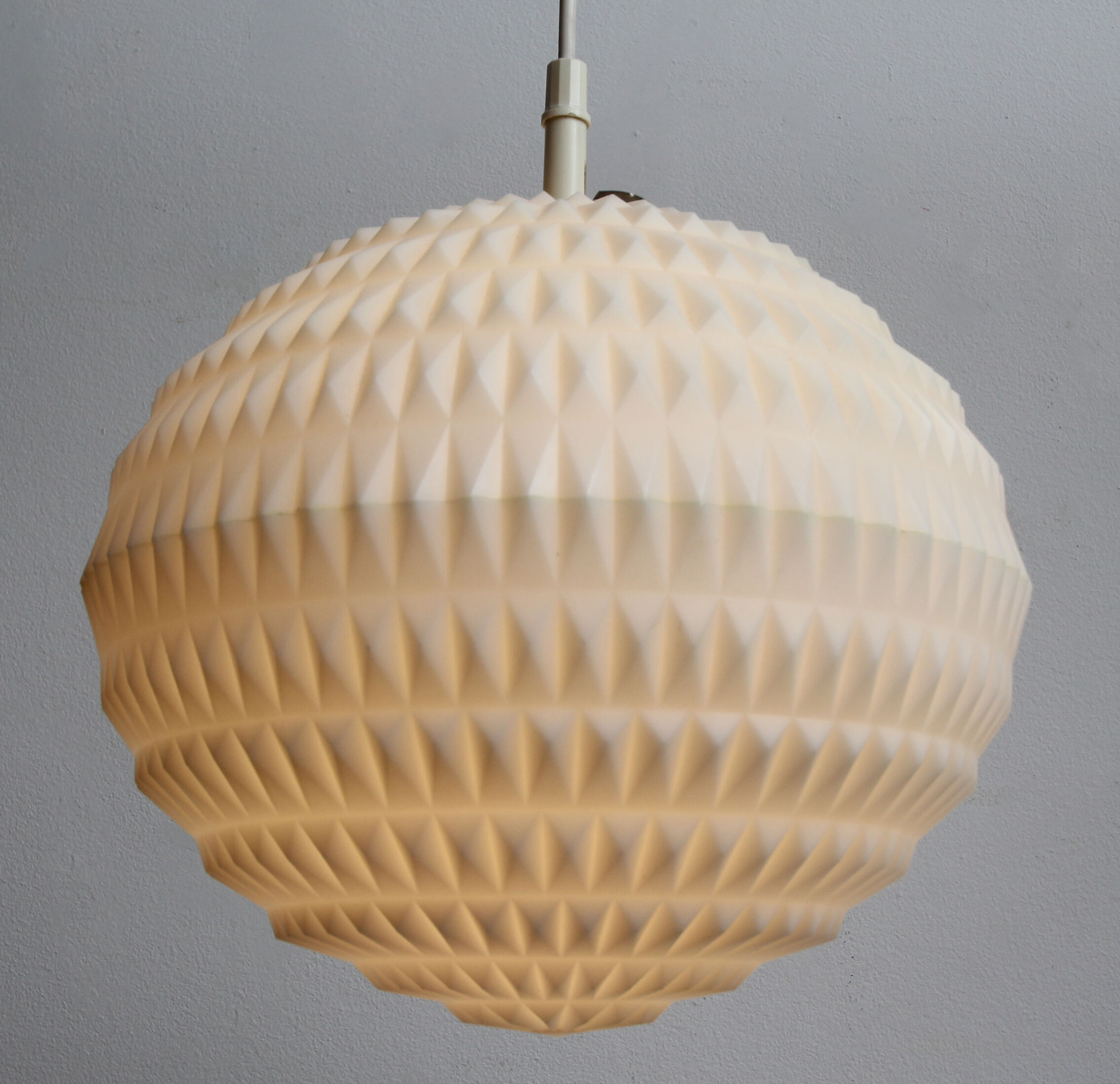 Suspension des années 1960 d’Erco