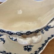 Ironstone sauce boat "Thistle" signed GIEN