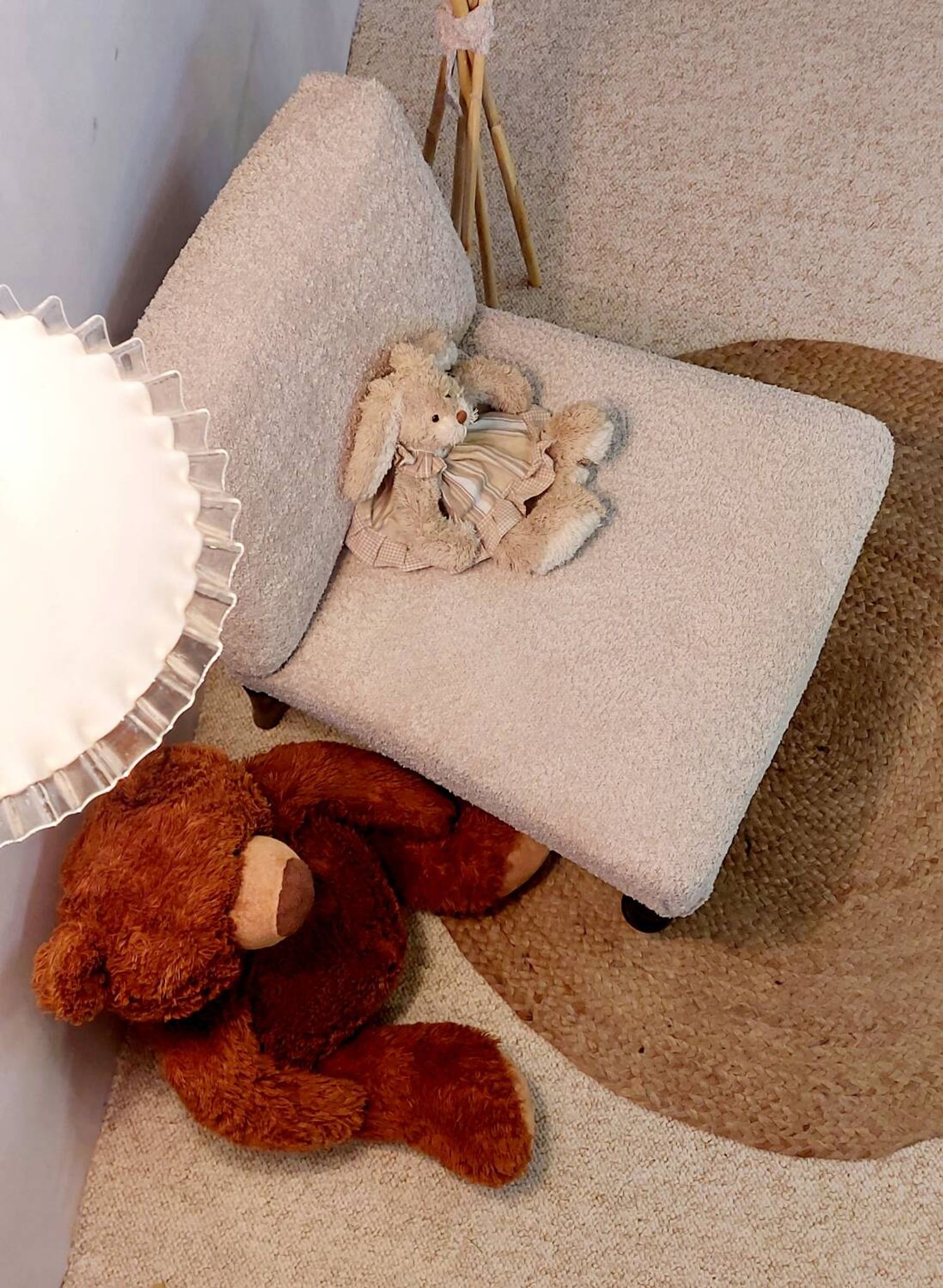 Fauteuil chauffeuse tissu bouclettes