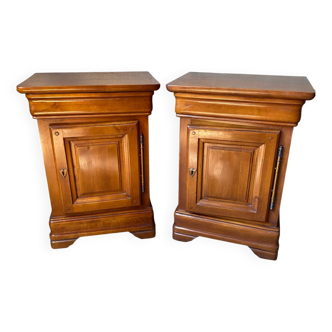 Paire de tables de chevets merisier
