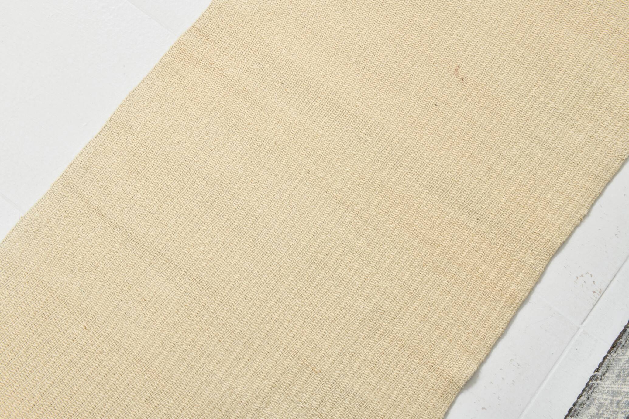 2x9 Handmade Hemp Runner Rug 75x282Cm