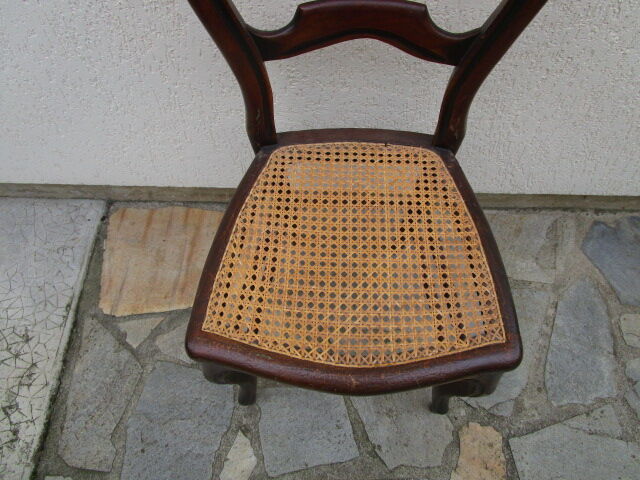Antique canned chair