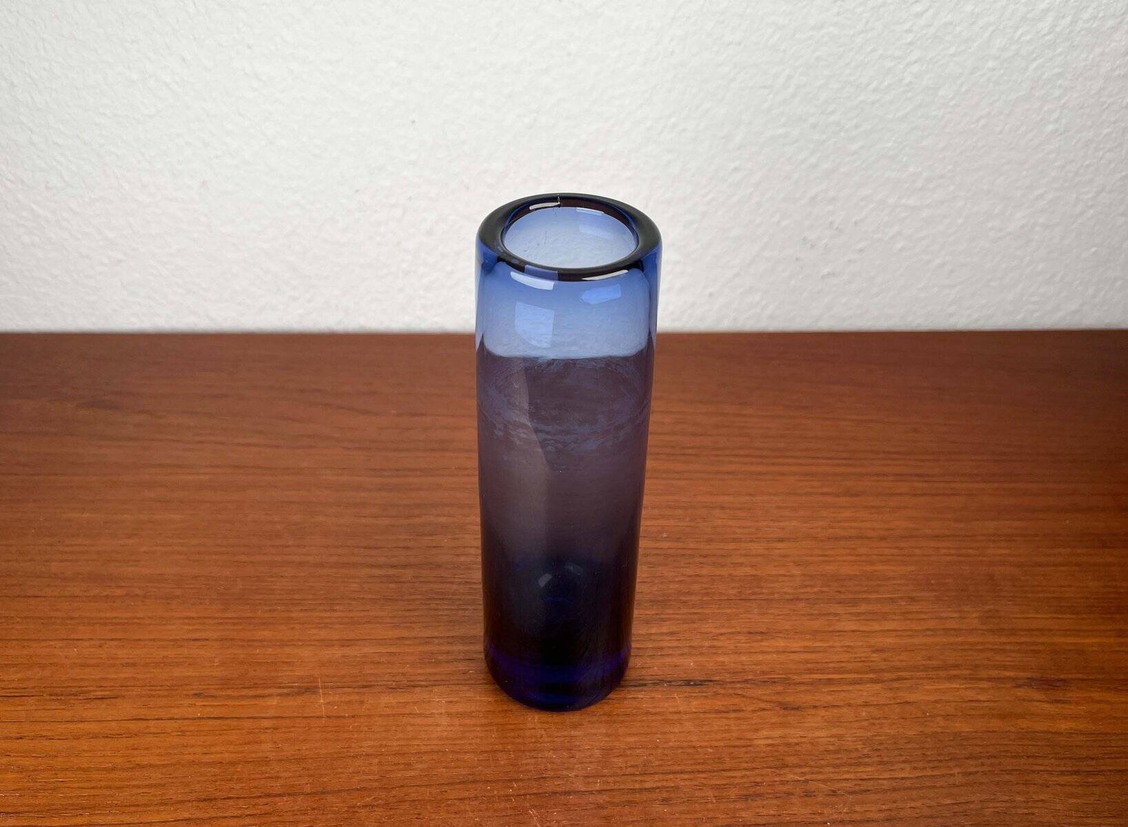 Blue glass vase from the Danish Mid-Century Modern Labrador series by Per Lütken for Holmegaard, 1950s.