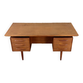 60s 70s teak desk desk Danish Modern Design Denmark