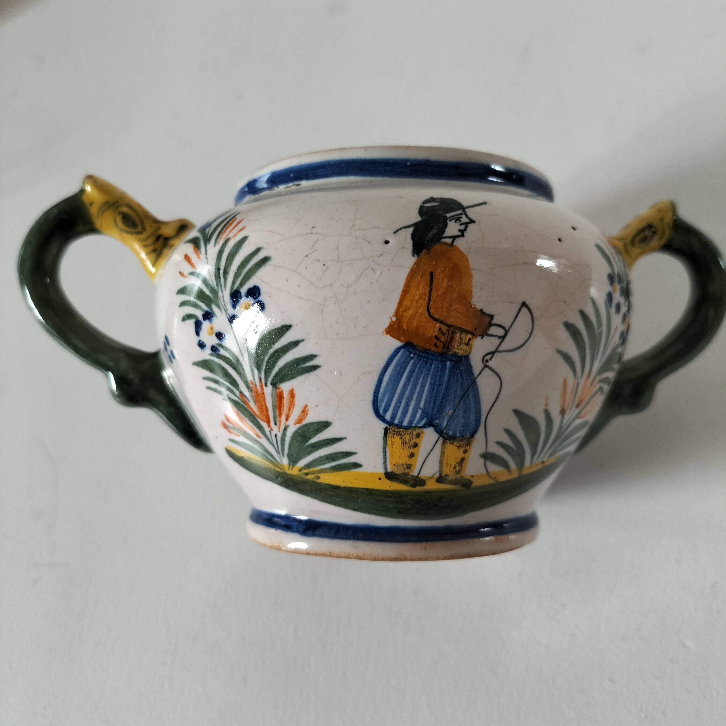 Small pot with dragon handles HENRIOT Quimper