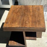 Table d'appoint carrée piètement quadripode à entretoise de style moderniste