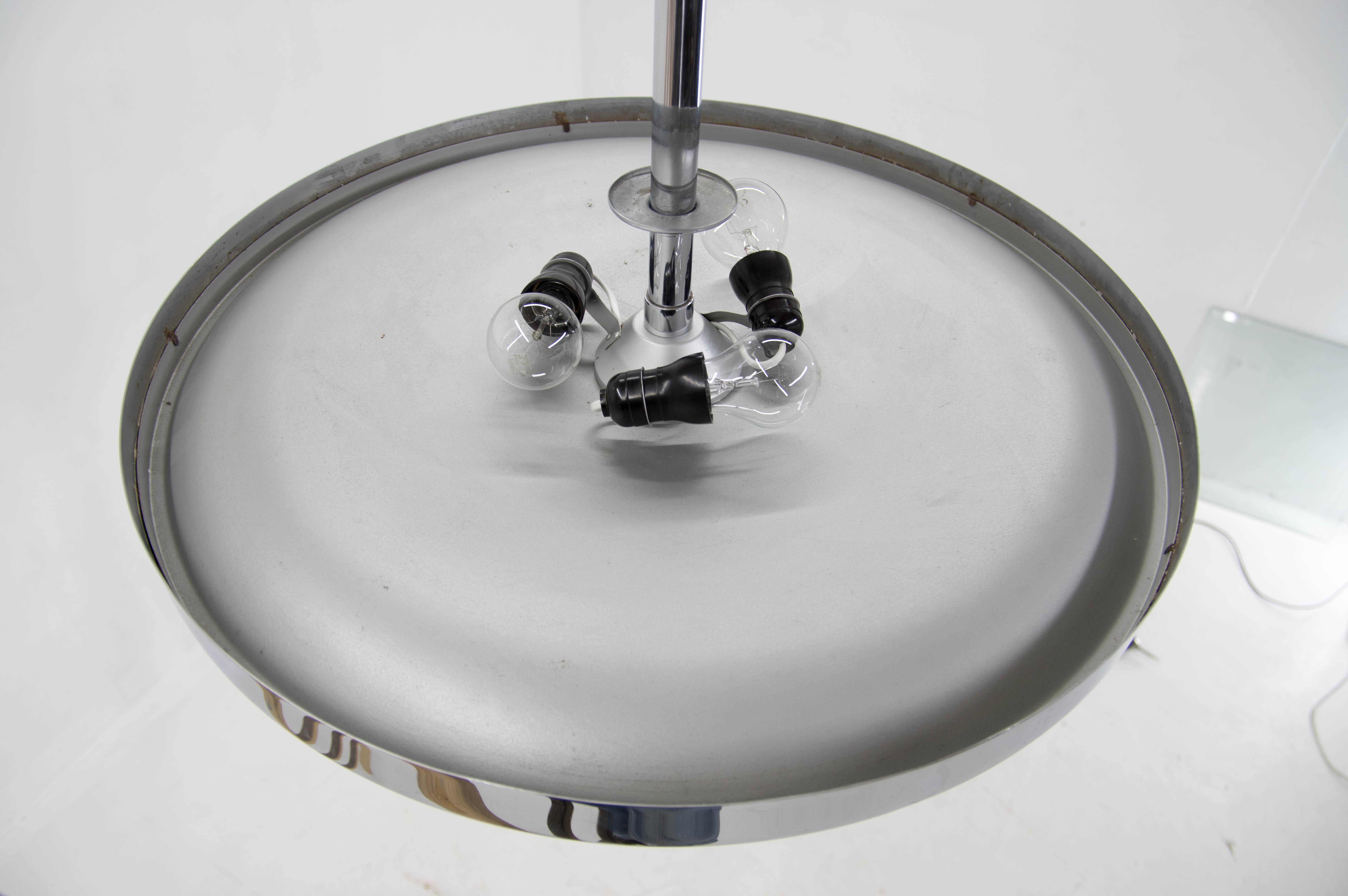 Bauhaus chandelier in perfect condition, 1930s