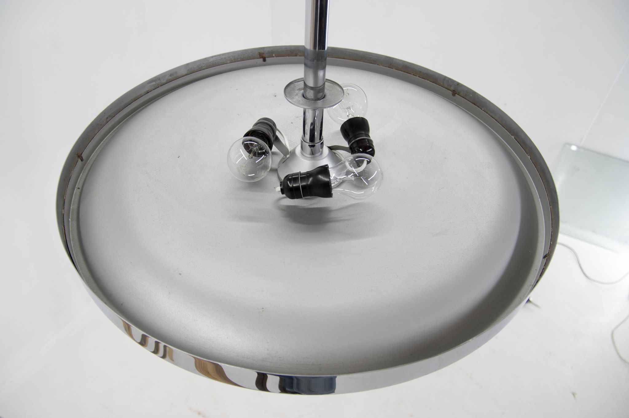 Bauhaus chandelier in perfect condition, 1930s