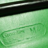 Pair of stackable Grosfillex M4 hull chairs