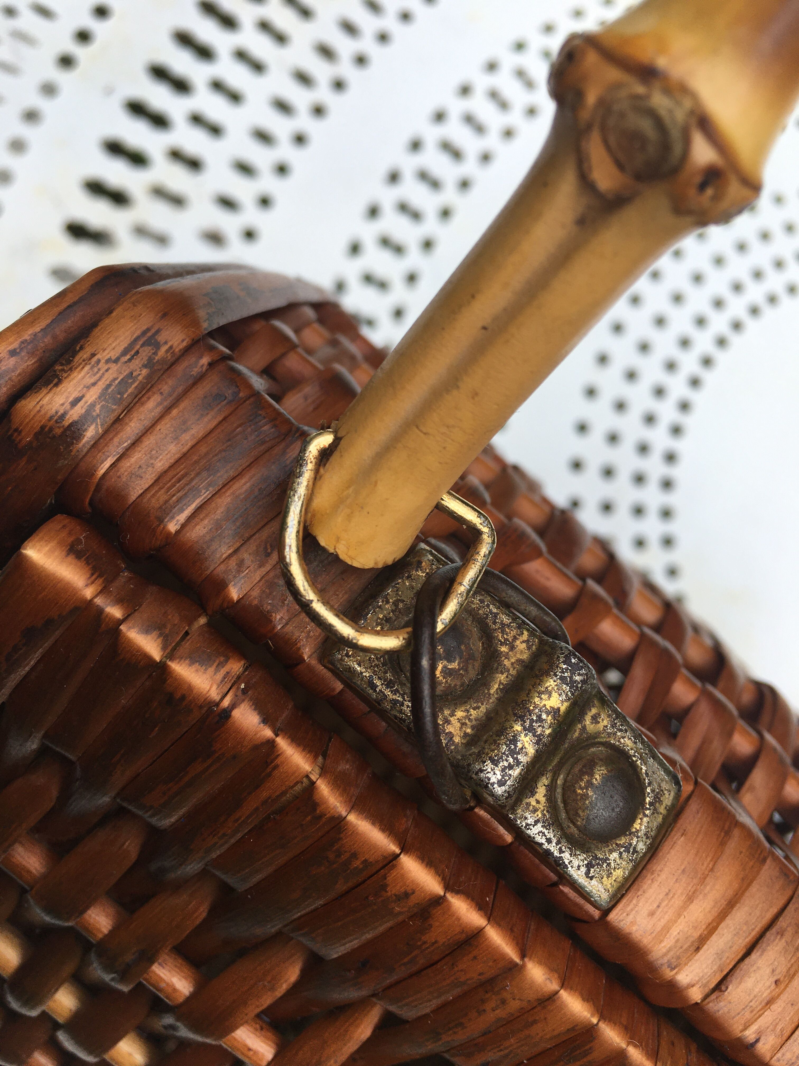 60'S braided wicker basket / hand bag