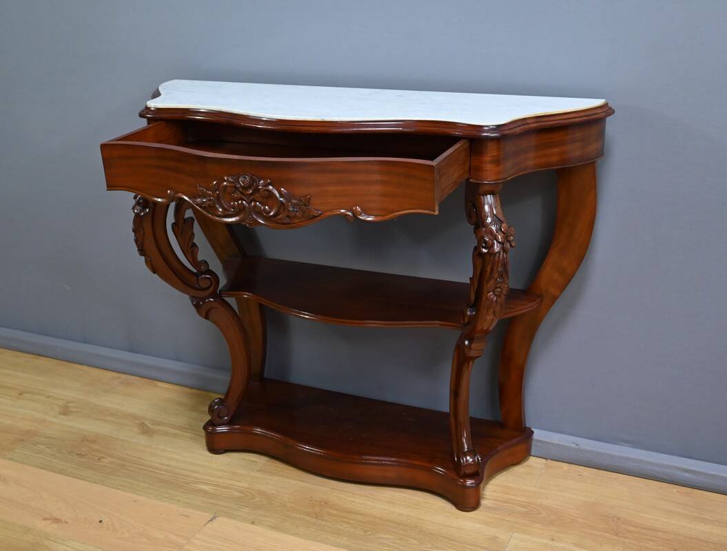 Mahogany Console, Napoleon III Period – Part 2 of the 19th Century