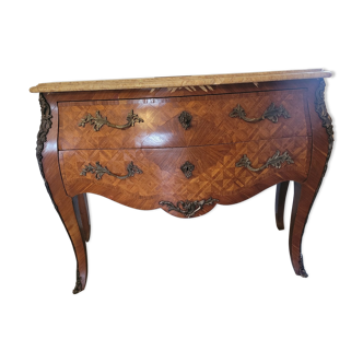 Curved chest of drawers in Louis XV style marquetry