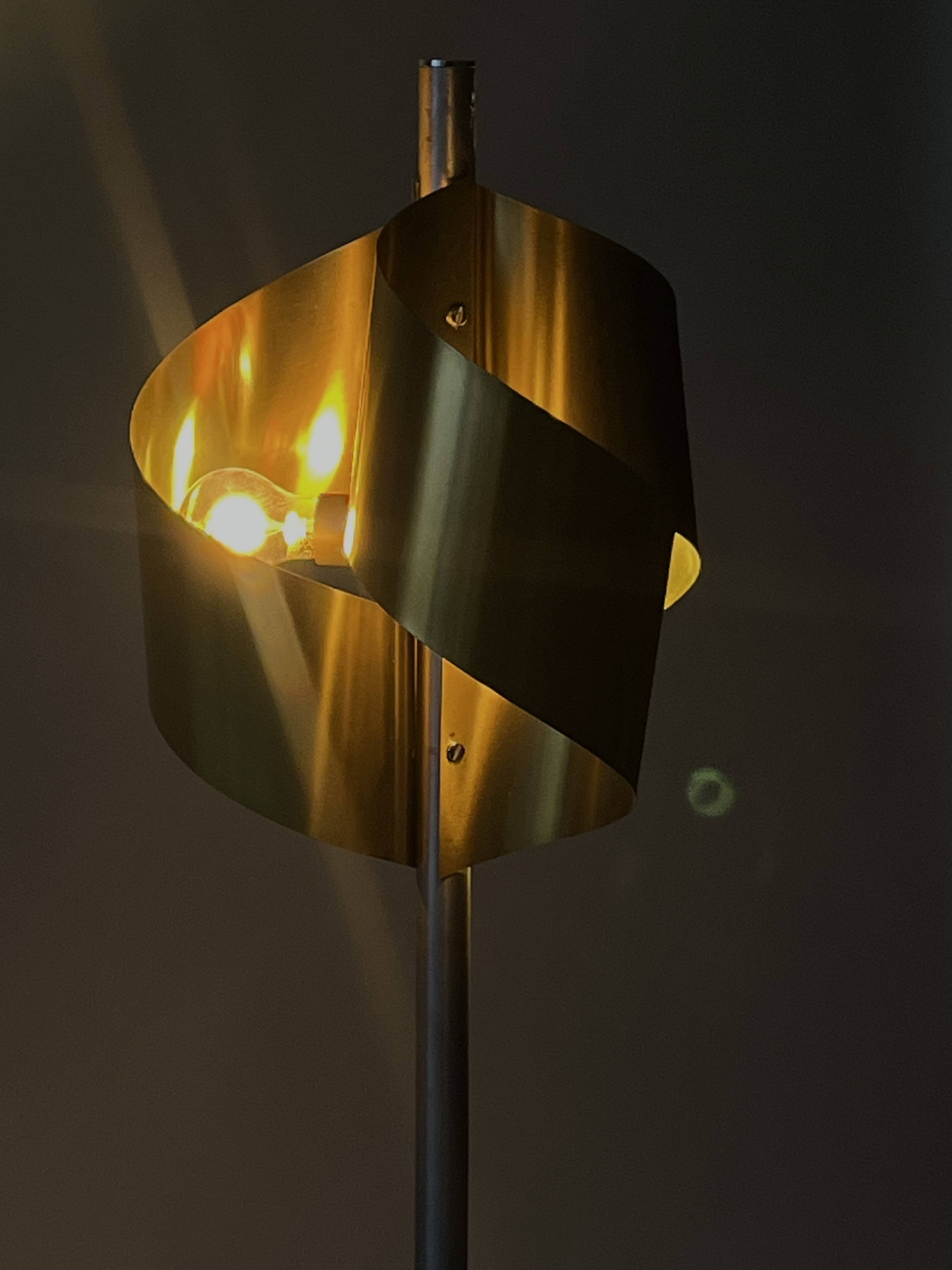 Italian Floor Lamp in Brushed Steel and Brass, 1970s