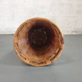 Round wicker basket