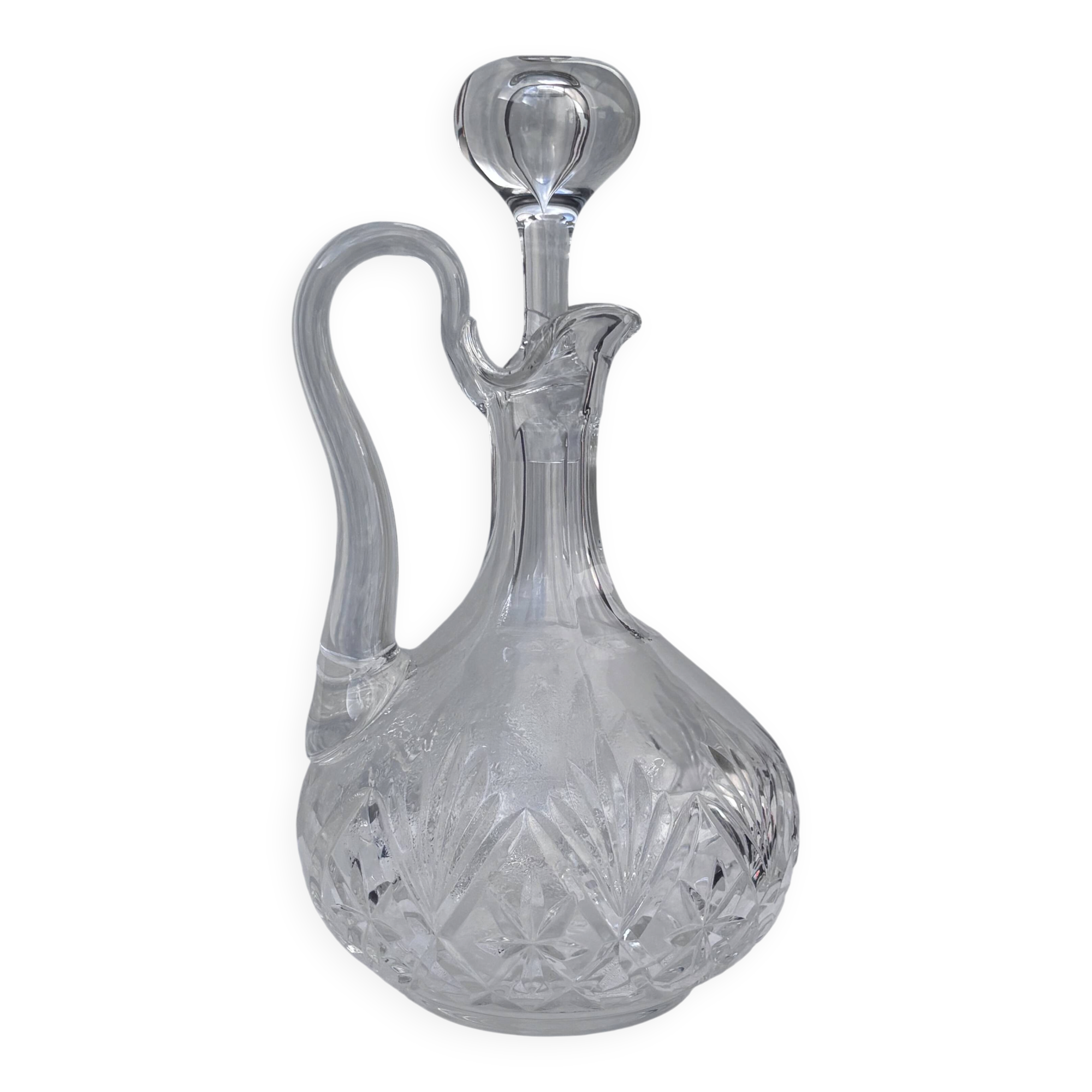 Chalcedony cut glass carafe chantilly by saint-louis