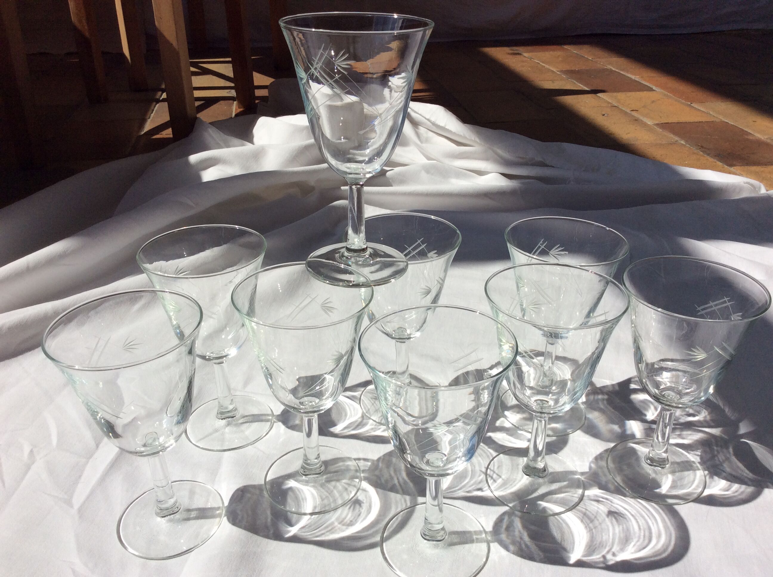 10 engraved foot glasses