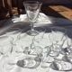 10 verres à pieds gravés