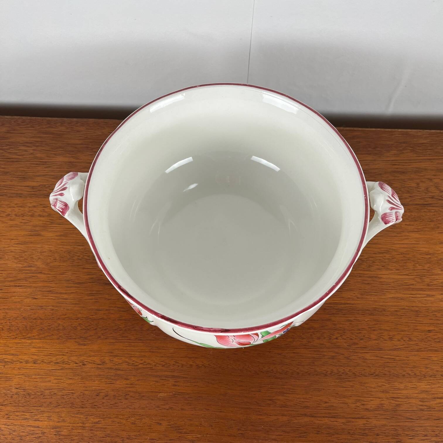 Serving dish/soup tureen with handle KG Lunéville, 1950, Réverbère model