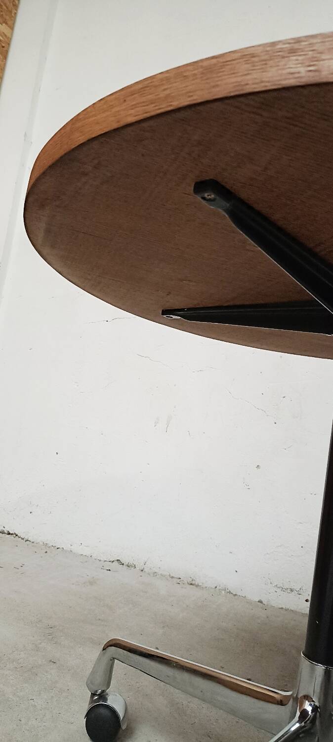 Hermann Miller table