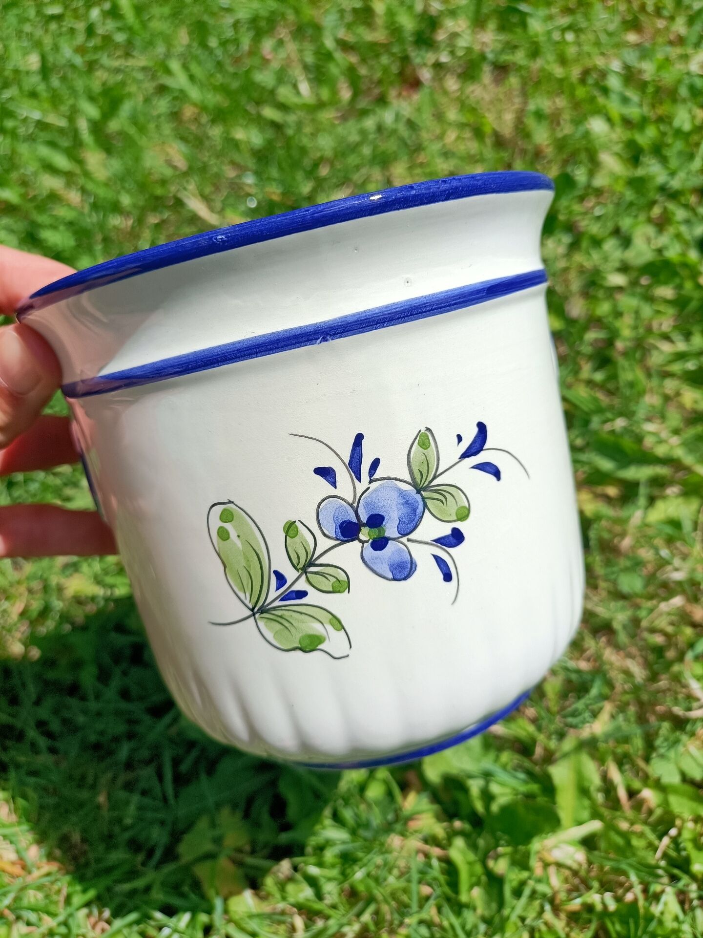 Retro hand-painted plant pot
