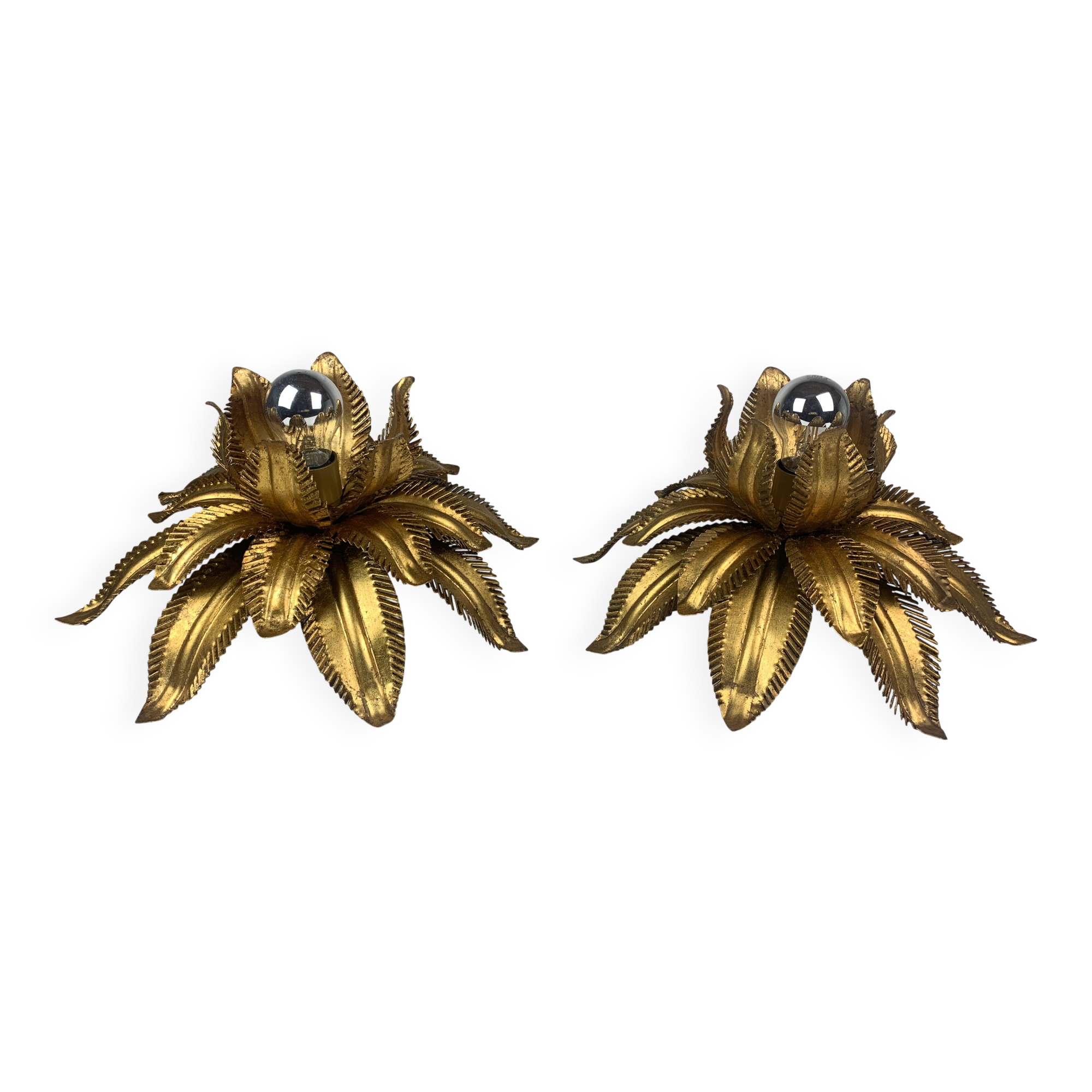 Paire de plafonniers florentins en laiton de style Hollywood Regency par Hans Kogl, années 1960