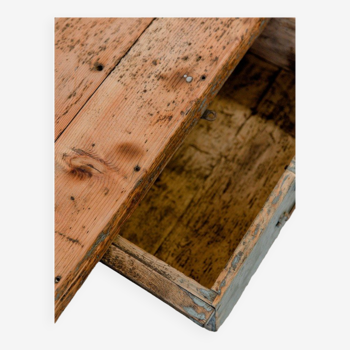 Raw wood workbench