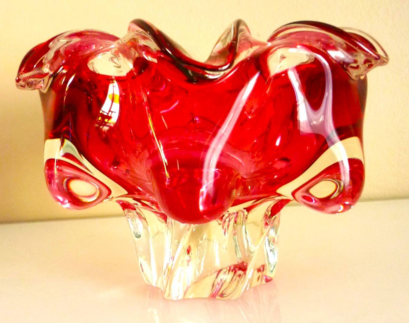 Vase, sculpture en cristal de bohème, années 60