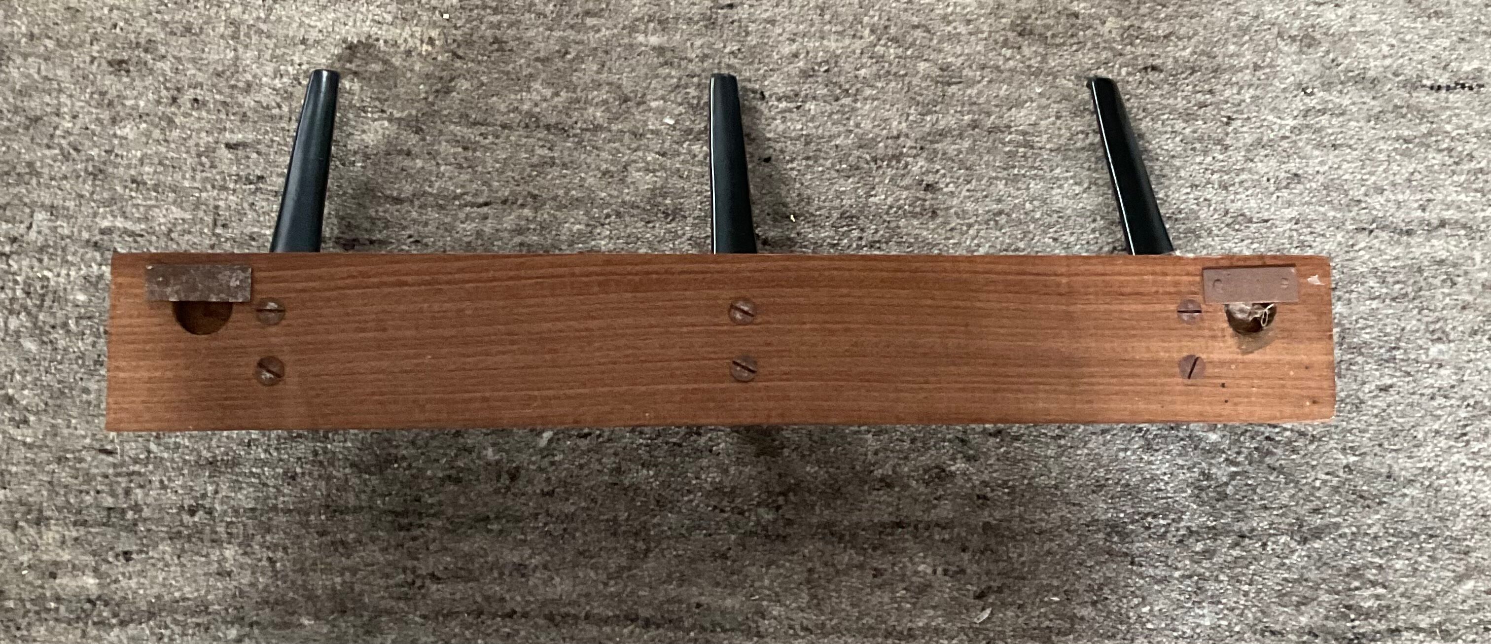 Porte manteau scandinave en teck et métal années 50-60
