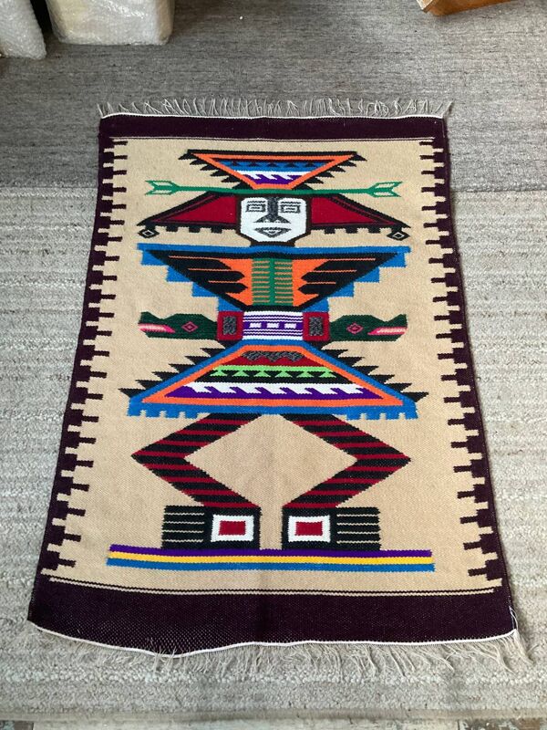 Tapis vintage 100% laine tissée