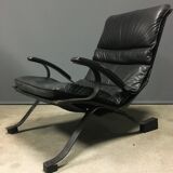 Fauteuil Pep Bonet Tuman en similicuir noir pour Levesta, vers 1969