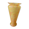 Vase moucheté en pâte de verre