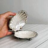 shell box in silver metal and worked glass