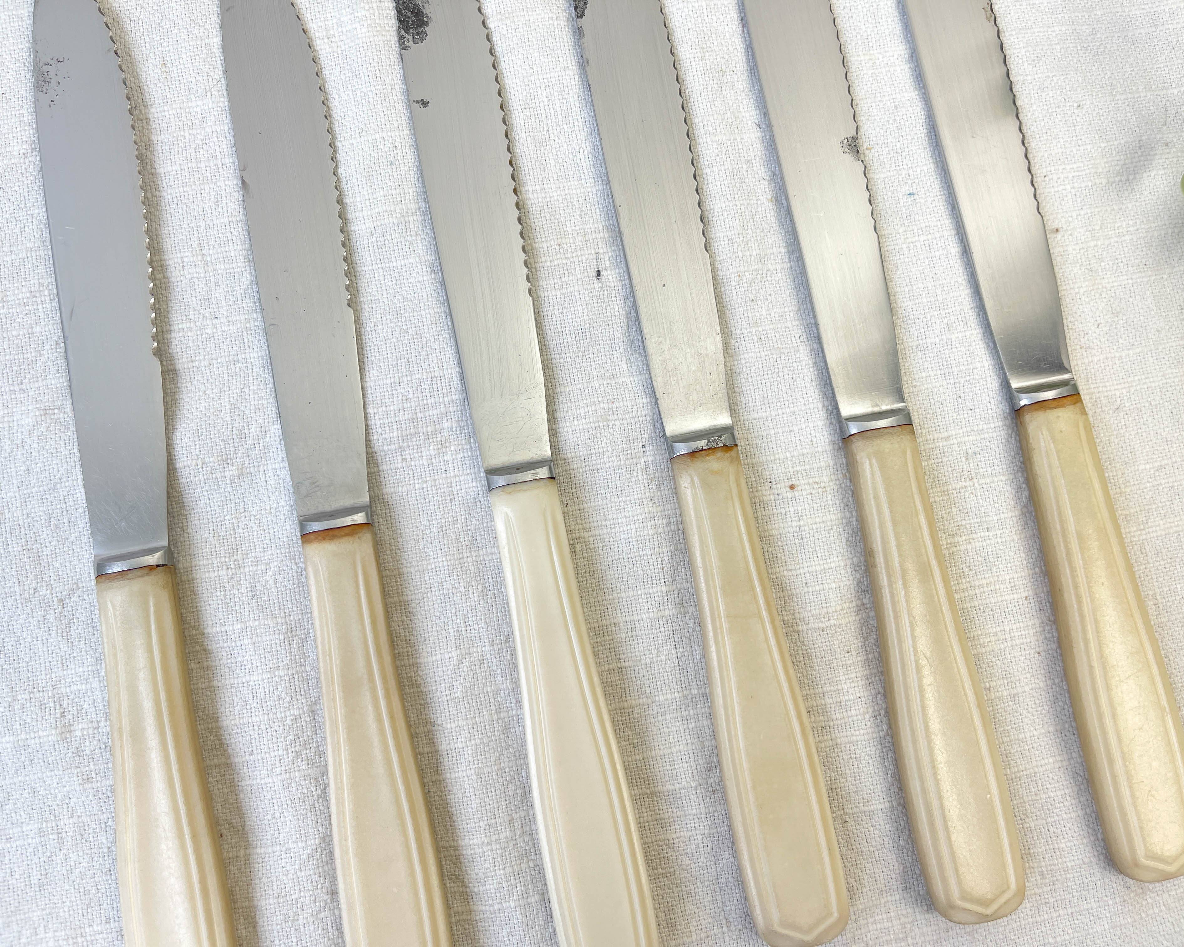 6 vintage Bakelite ivory knives France
