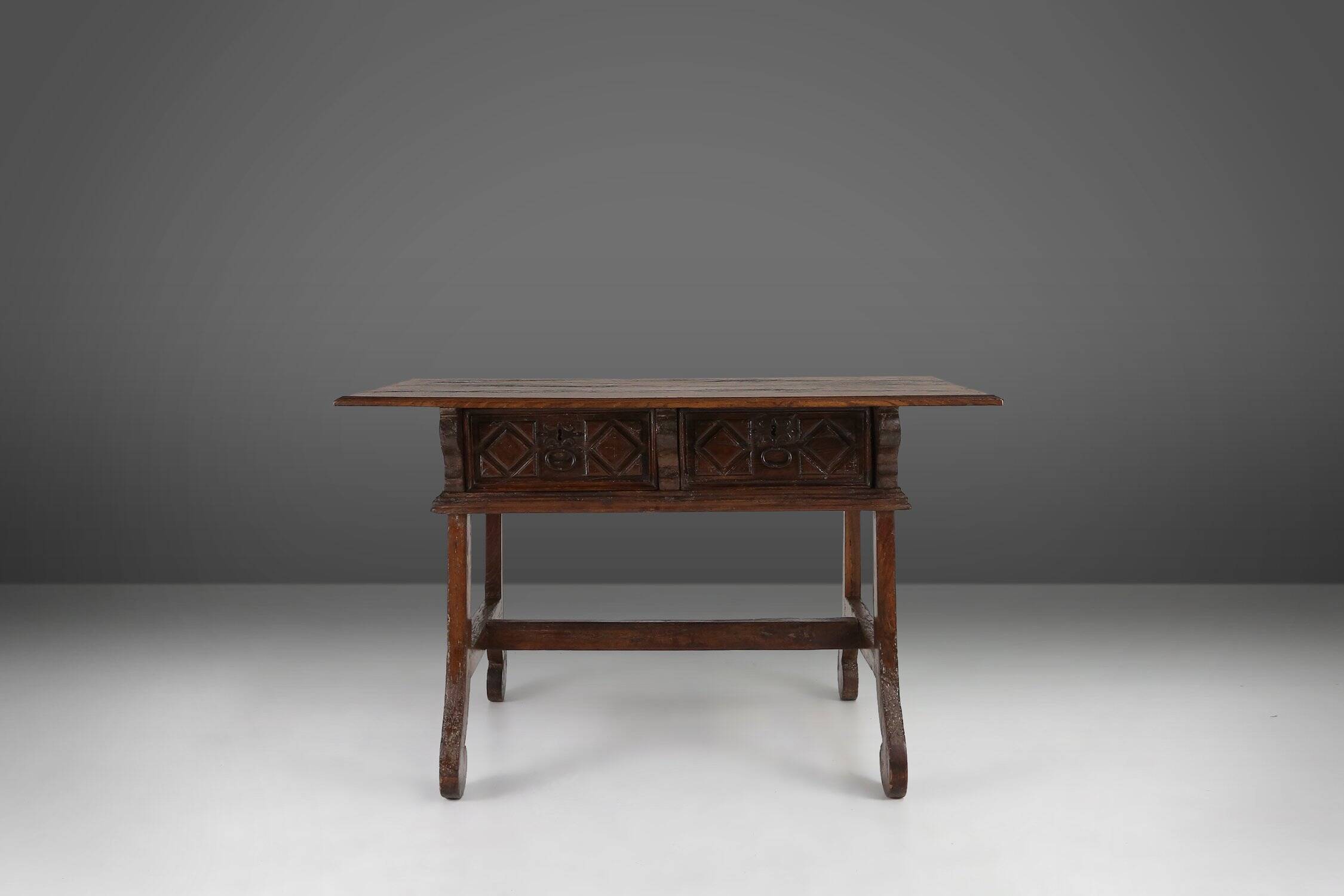 Antique carved Oak Spanish Console Table with Drawers, 18th Century