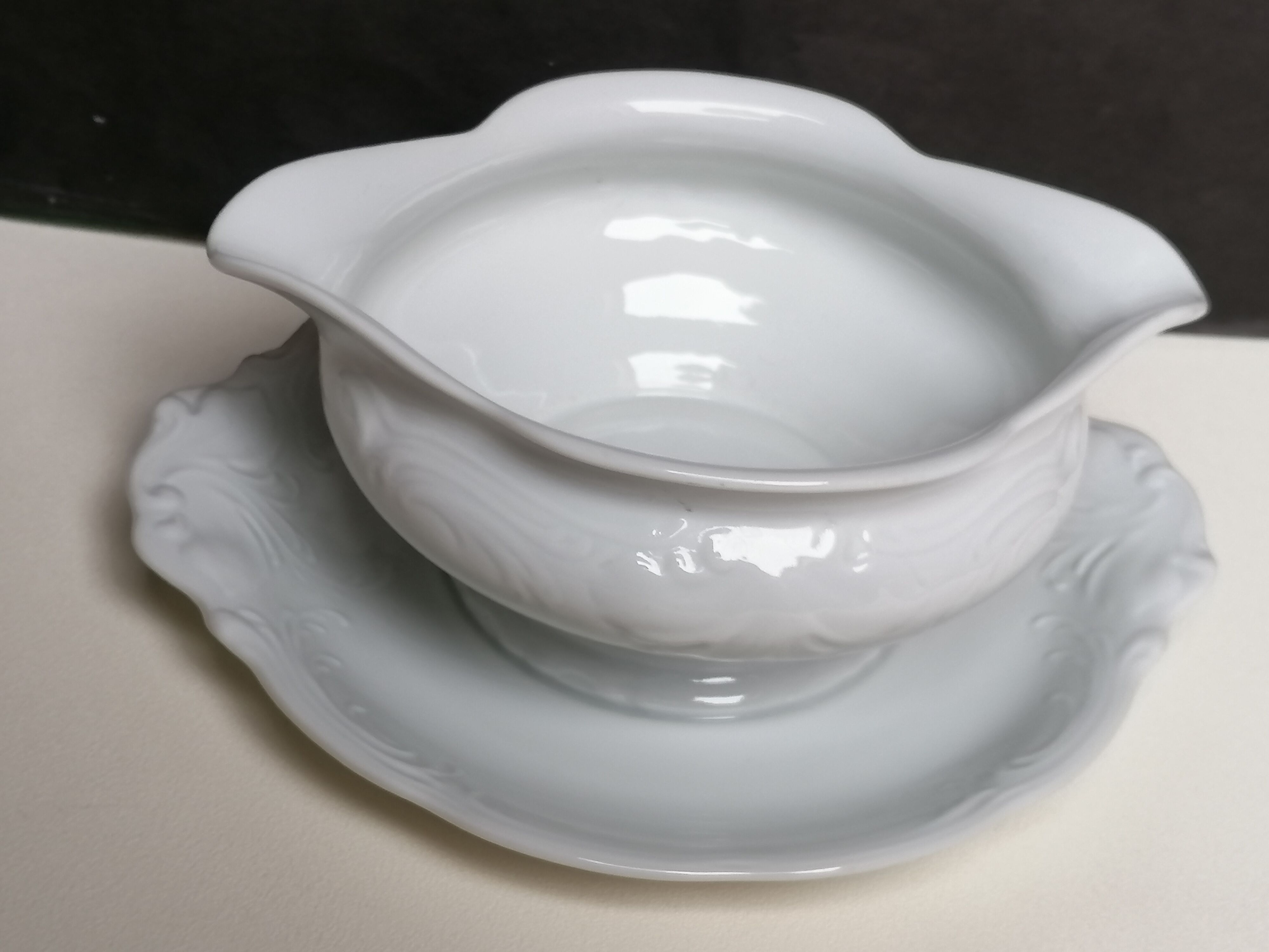 Old porcelain saucière