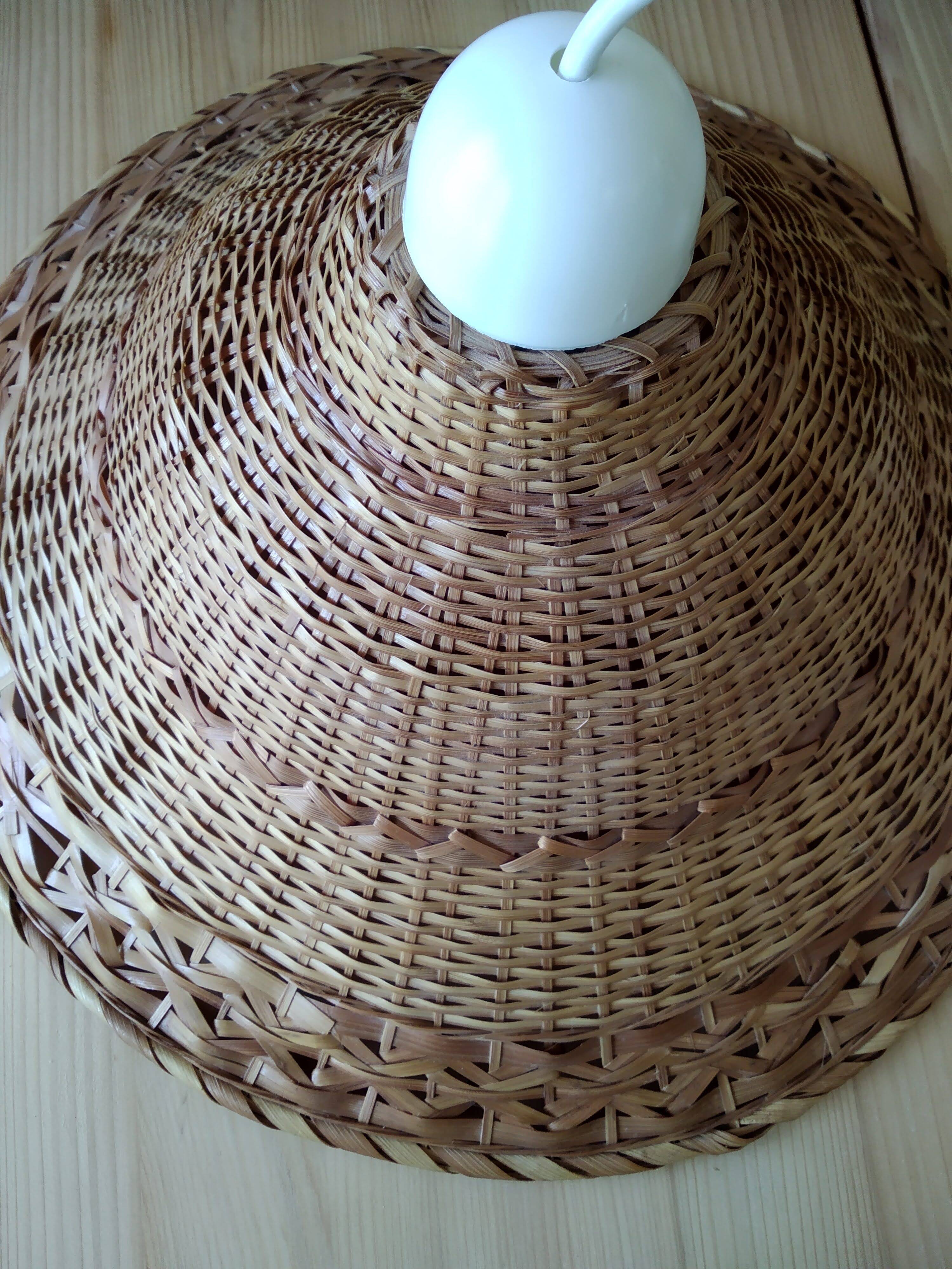 Rattan pendant light