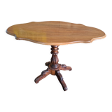 Violin table