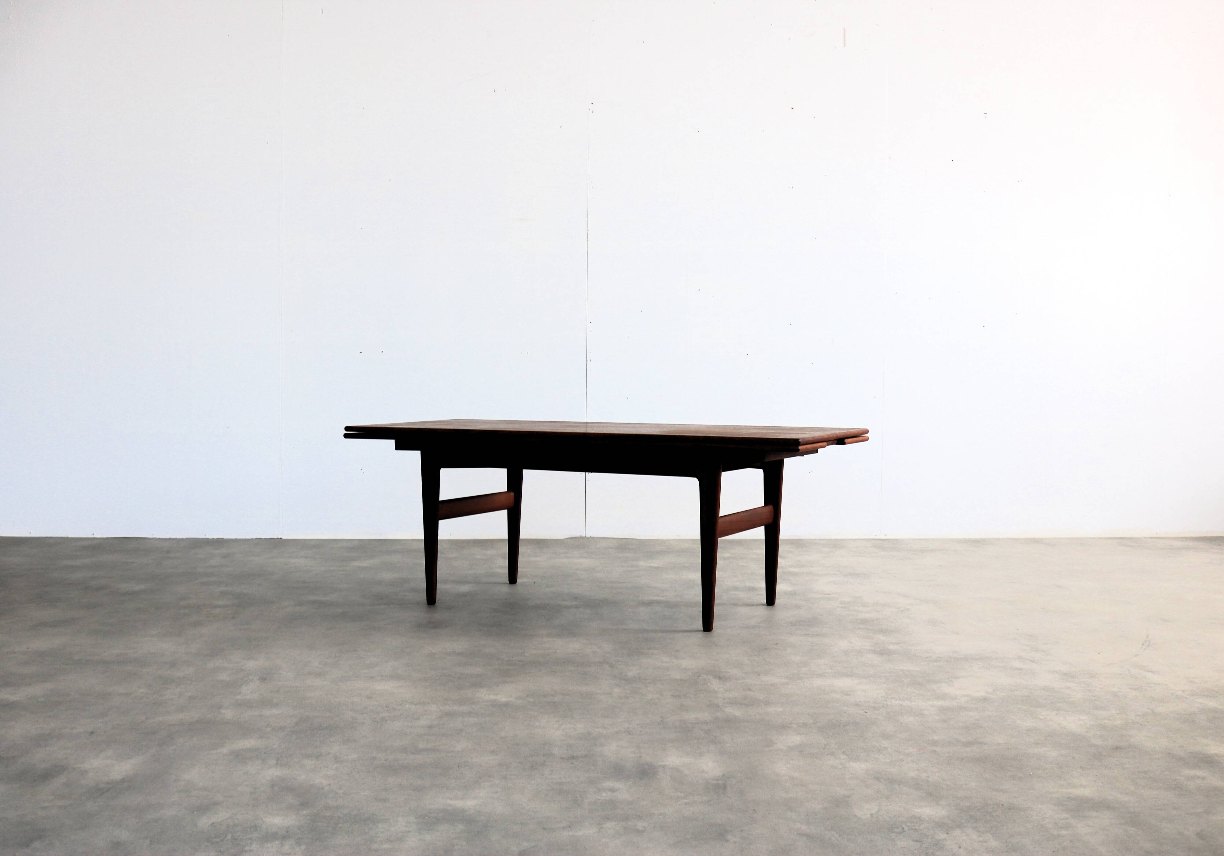 vintage coffee table | dining table | 1960s | Kai Kristiansen | Elevator