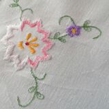 Embroidered tea tablecloth 80x80 cm