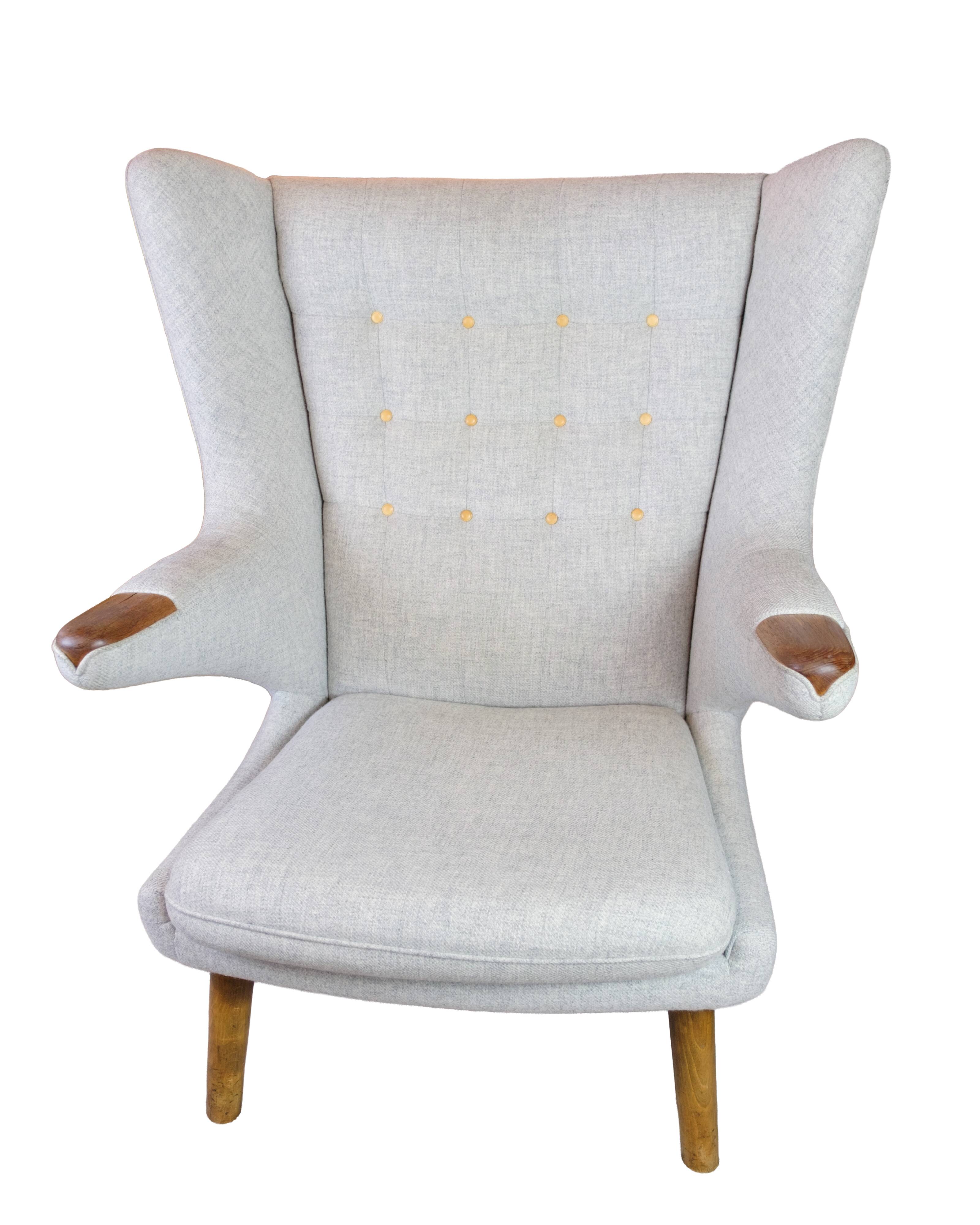 Teddy chair - Model AP 19 - Light grey Hallingdal fabric - Teak nails - Hans J. Wegner - P.P Møbler