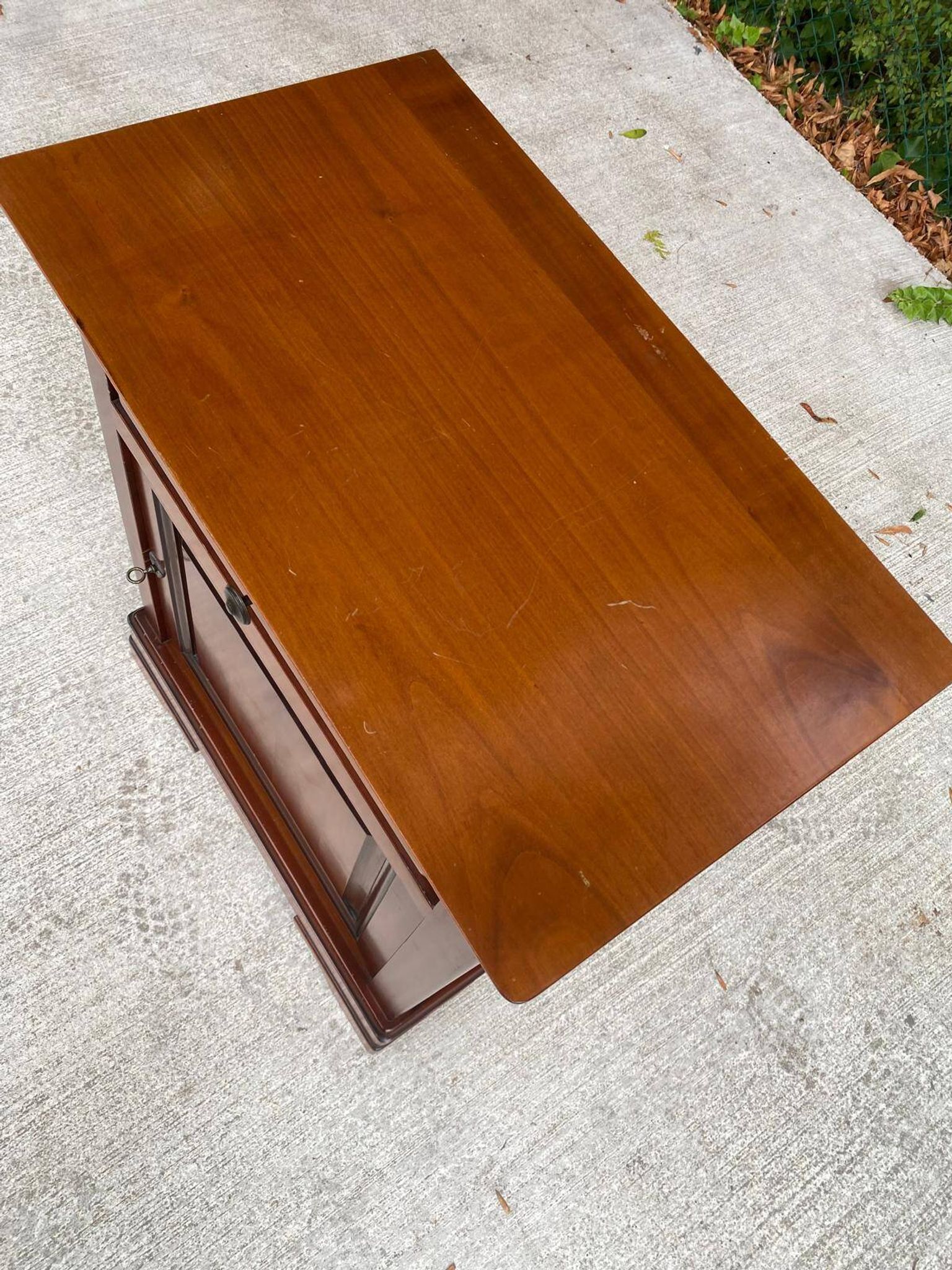 Louis-Philippe style bedside table or end table in cherry wood from the 1980s.