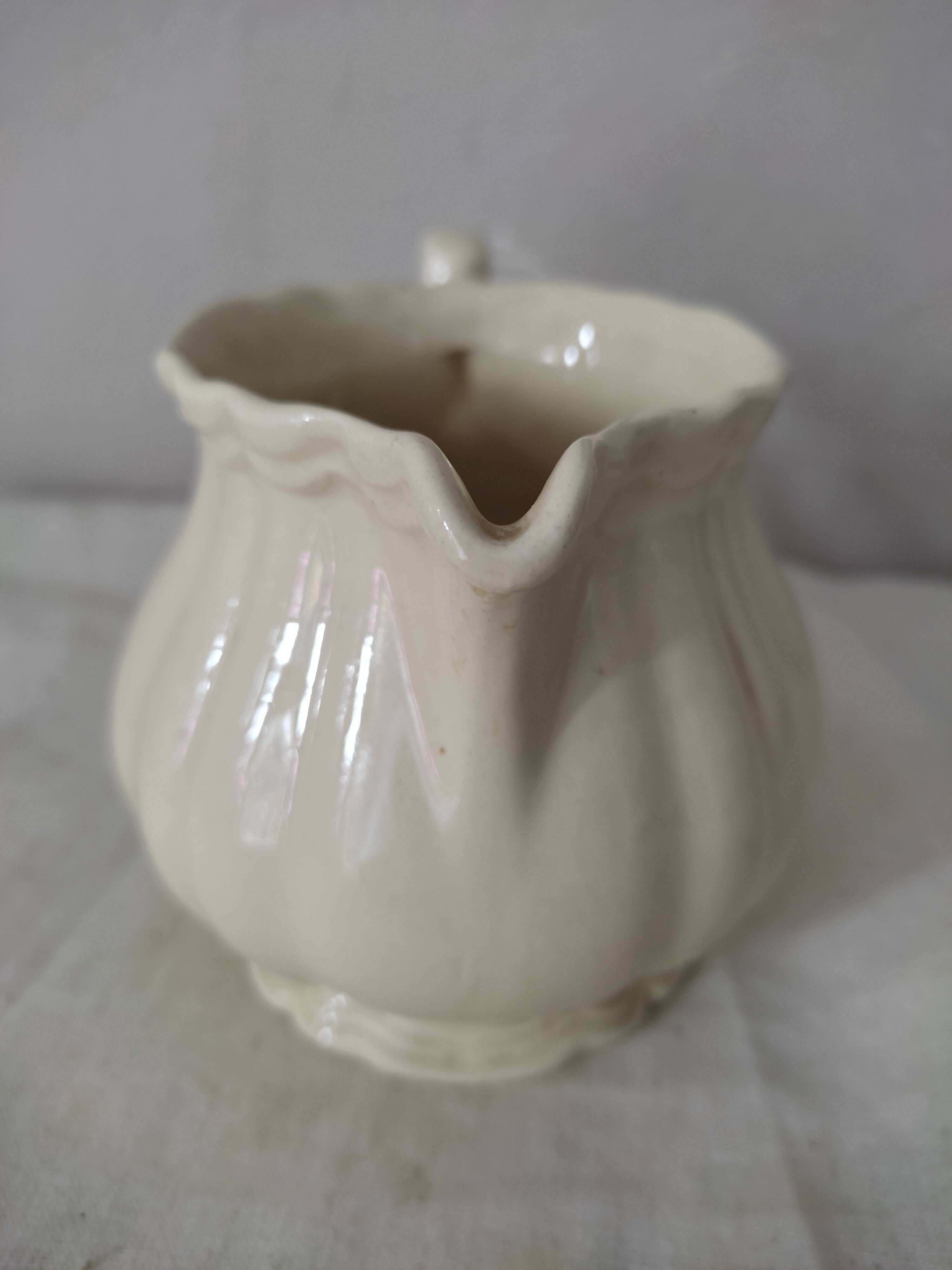 Art Nouveau milk pot Sarreguemines