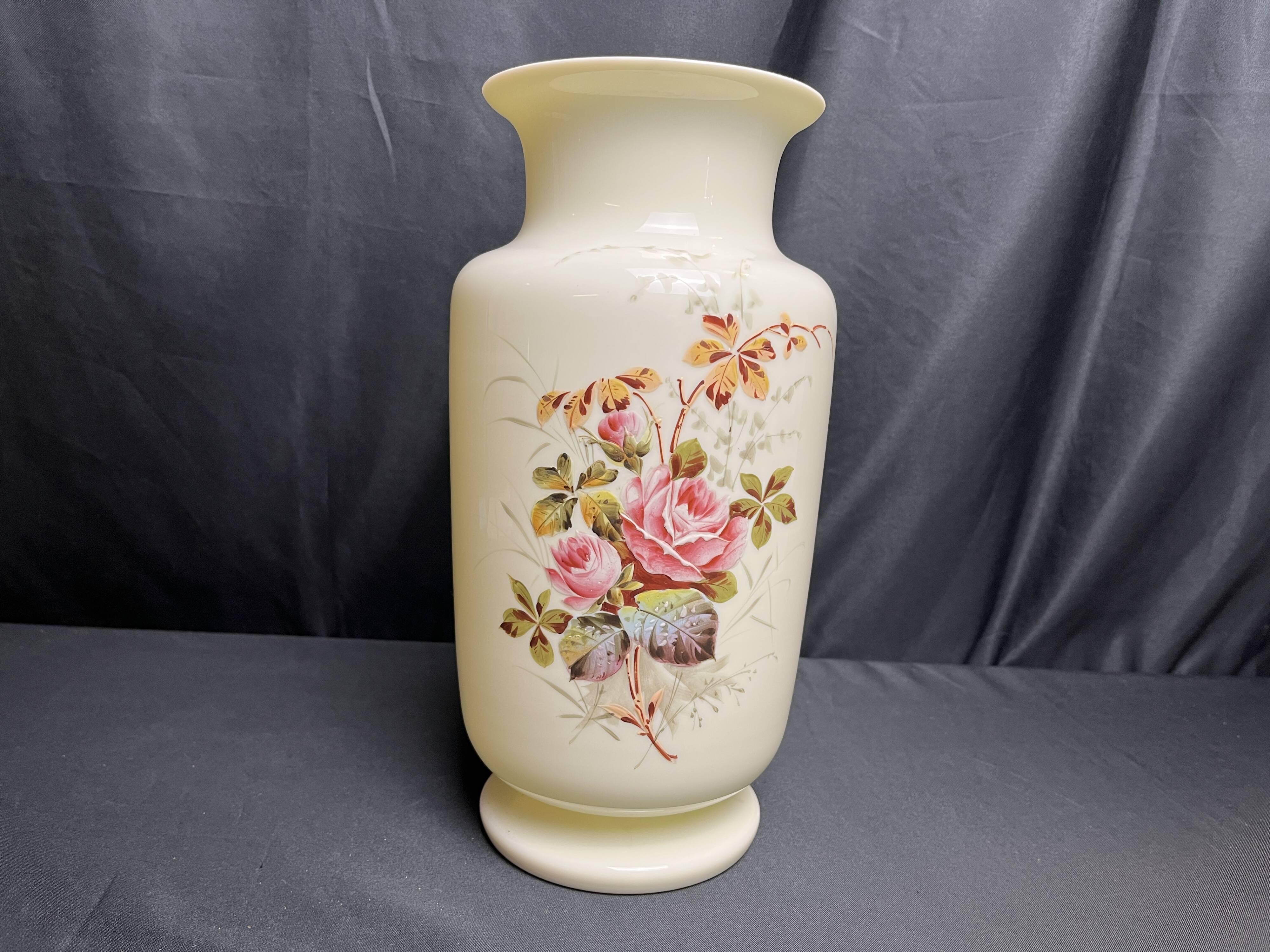Large hand-painted porcelain vase, 20th century